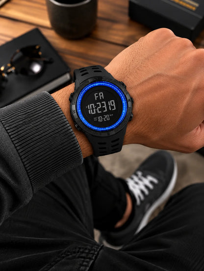 TrailPulse Sport Watch – Water-Resistant Modern Sport Design
