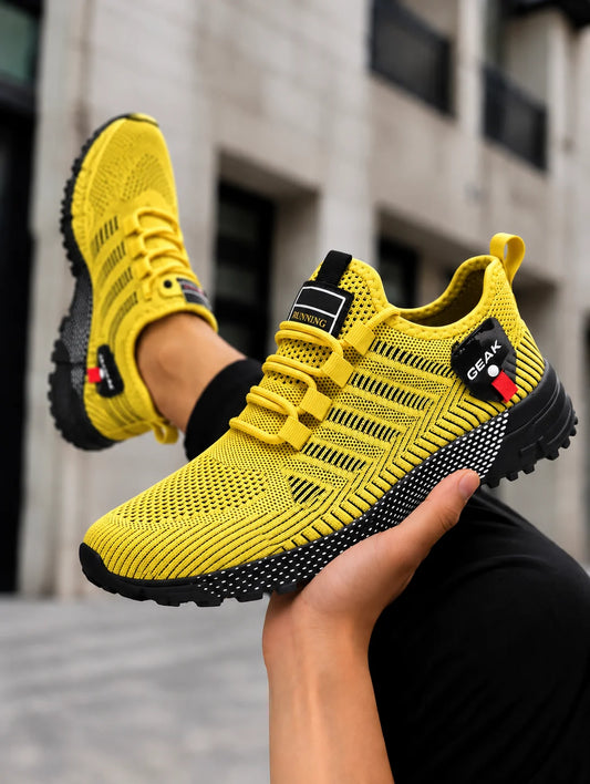 Men's AeroFlex running shoes. Lightweight, breathable mesh with cushioning for running.